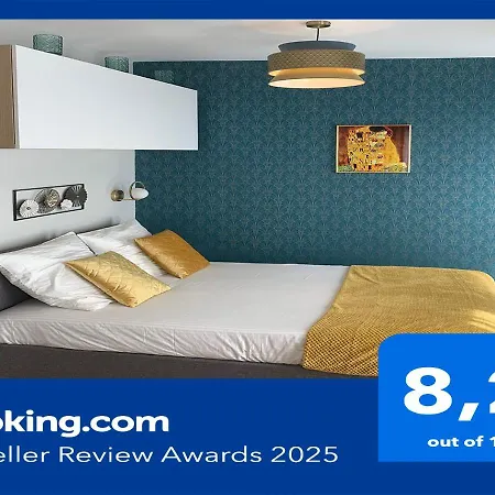 De Charme En Centre Apartment *